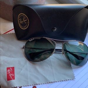 Used polarized Ray Ban aviator sunglasses